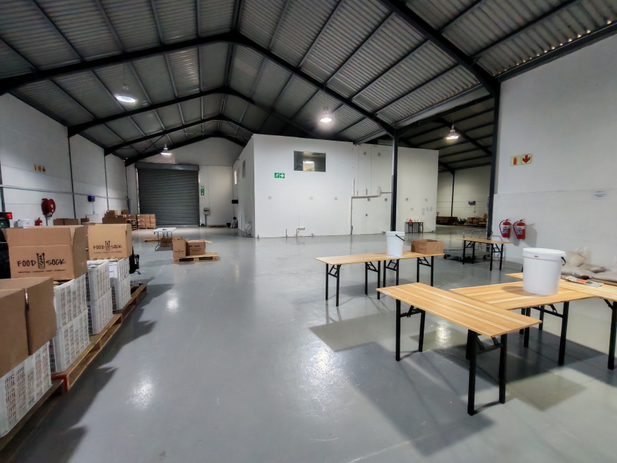 To Let Commercial Property for Rent in Asla Park Western Cape